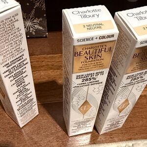 CT 2N Beautiful Skin Foundation 2 Neutral - Beige